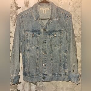 H&M denim jacket. XS